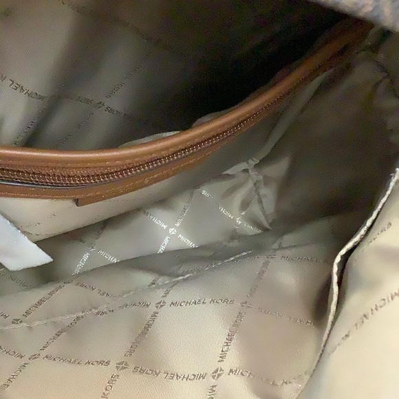 NWT Michael Kors Brown Backpack Medium in Maisie - Picture 7 of 8